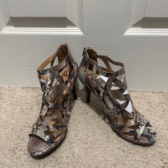 Fergalicious by Fergie woman shoes snakeskin size 9 - Picture 5 of 6